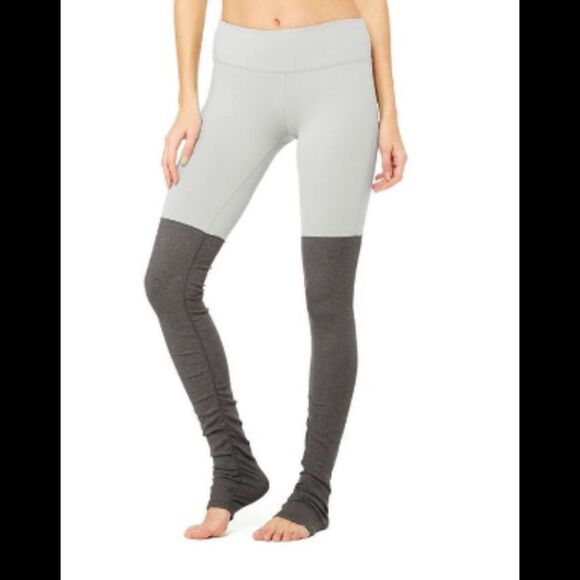 Alo Godess Leggings - Picture 2 of 6